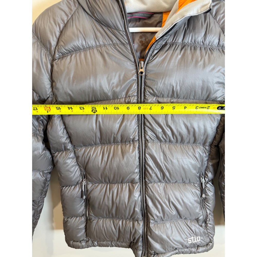 STIO Hooded Puffer Jacket Gray Full Zip Insulated Warm Down Winter Outerwear - Picture 4 of 16